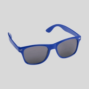 Lunettes de soleil bleues élégantes et modernes.