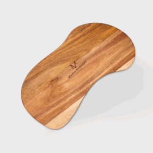 Planche à découper élégante en bois naturel.