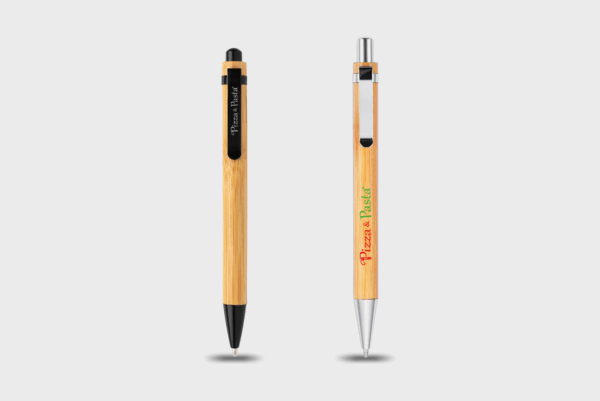 Stylos en bois avec clips noirs et métal.