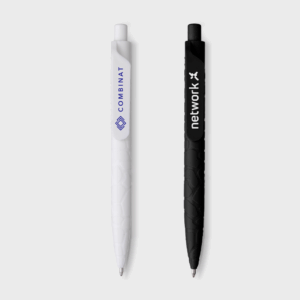 Stylos blancs et noirs avec logos imprimés.