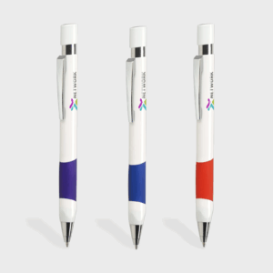 Stylos à bille tricolores avec clips métalliques.