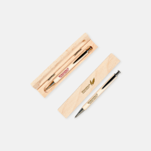 Stylos à bille dans des boîtes en bois.