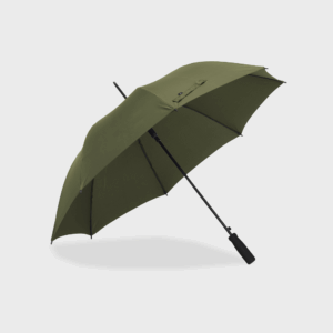 Parapluie vert ouvert sur fond blanc.