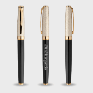 Stylos élégants avec capuchons dorés et noirs.