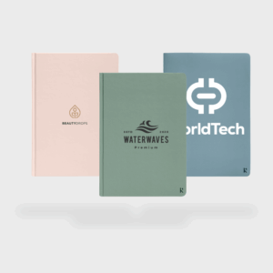 Carnets colorés avec logos d'entreprises
