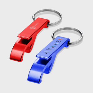 Porte-clés décapsuleurs rouge et bleu métalliques.
