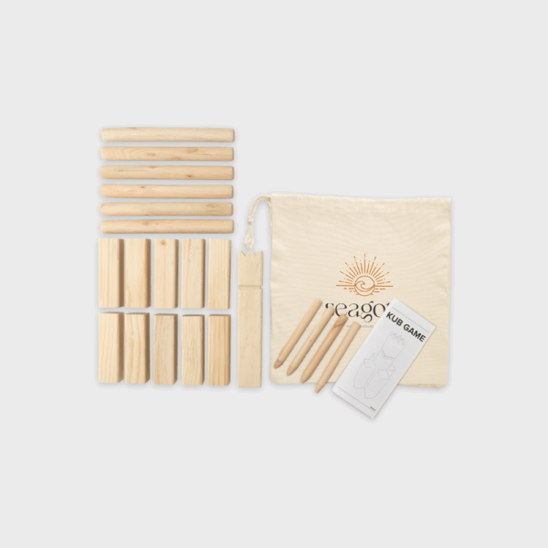 Jeu en bois Kubb avec sac et instructions.