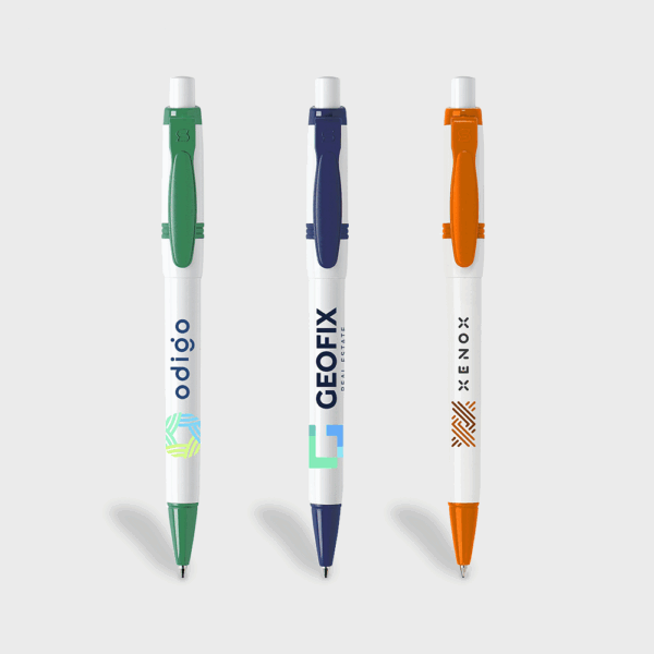 Trois stylos promotionnels personnalisés colorés