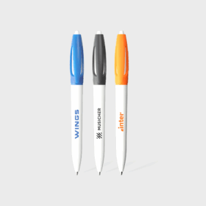 Trois stylos à bille colorés alignés verticalement.