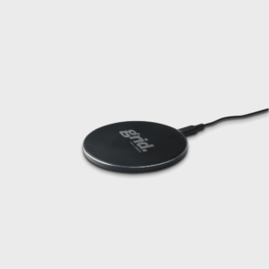 Chargeur sans fil noir compact avec câble USB