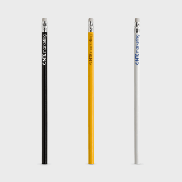 Trois crayons de couleurs noir, jaune et blanc.
